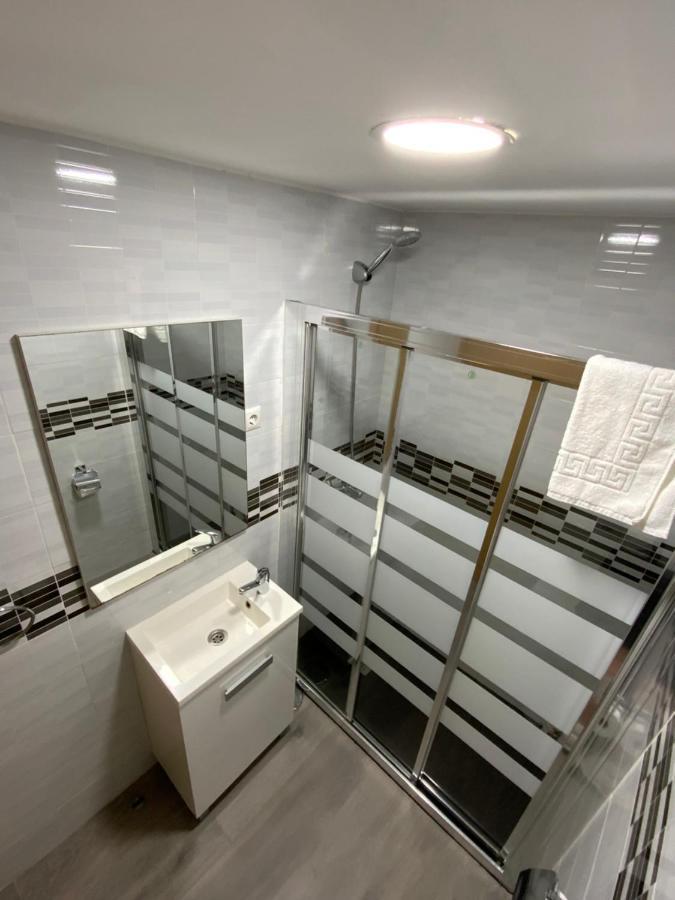 מאלגה Mendoza Apartamentos מראה חיצוני תמונה